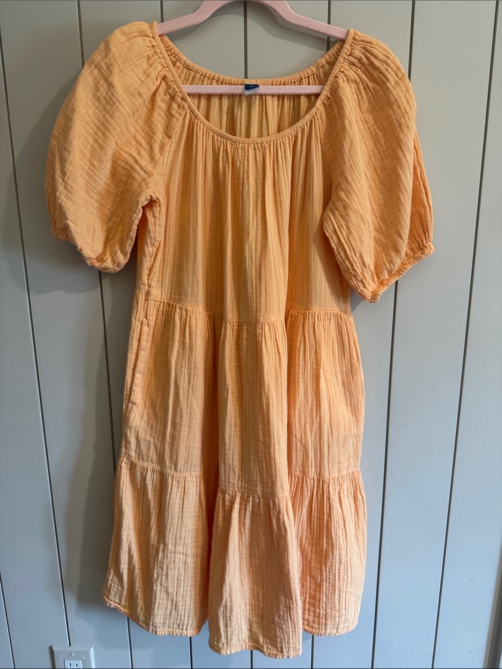 Old Navy Tiered Puff Sleeve Crinkle Gauze Dress